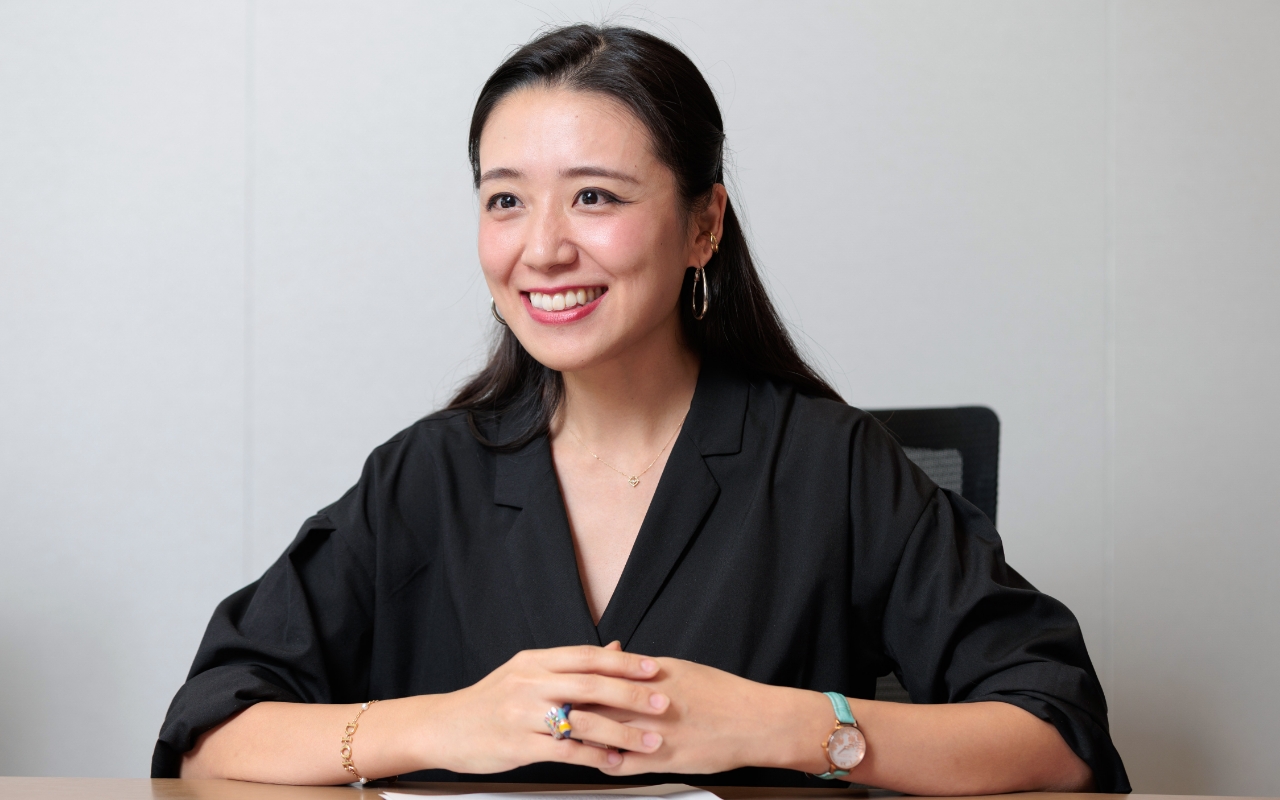 Photo of HIRATO Hitomi, Division 3, Energy Solutions Finance Department, Energy and Natural Resources Finance Group, traveled to Benin four times in her first year at JBIC.