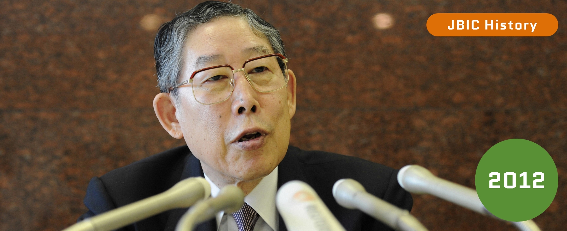 Photo of The inaugural press conference of OKUDA Hiroshi, the first governor of new JBIC
