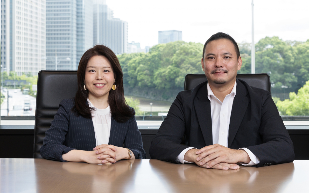 Photo of INOUE Makiko and ARITA Junsuke
