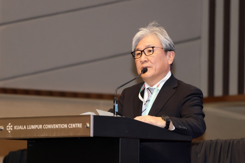 Photo of Managing Executive Officer UCHIDA Makoto