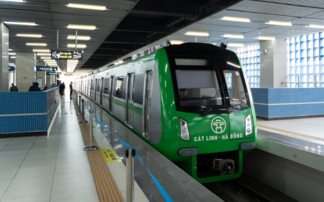 2021年にベトナムで初めてとなる都市鉄道がハノイで開通、交通事情の改善が期待されている(カットリン駅)の画像
