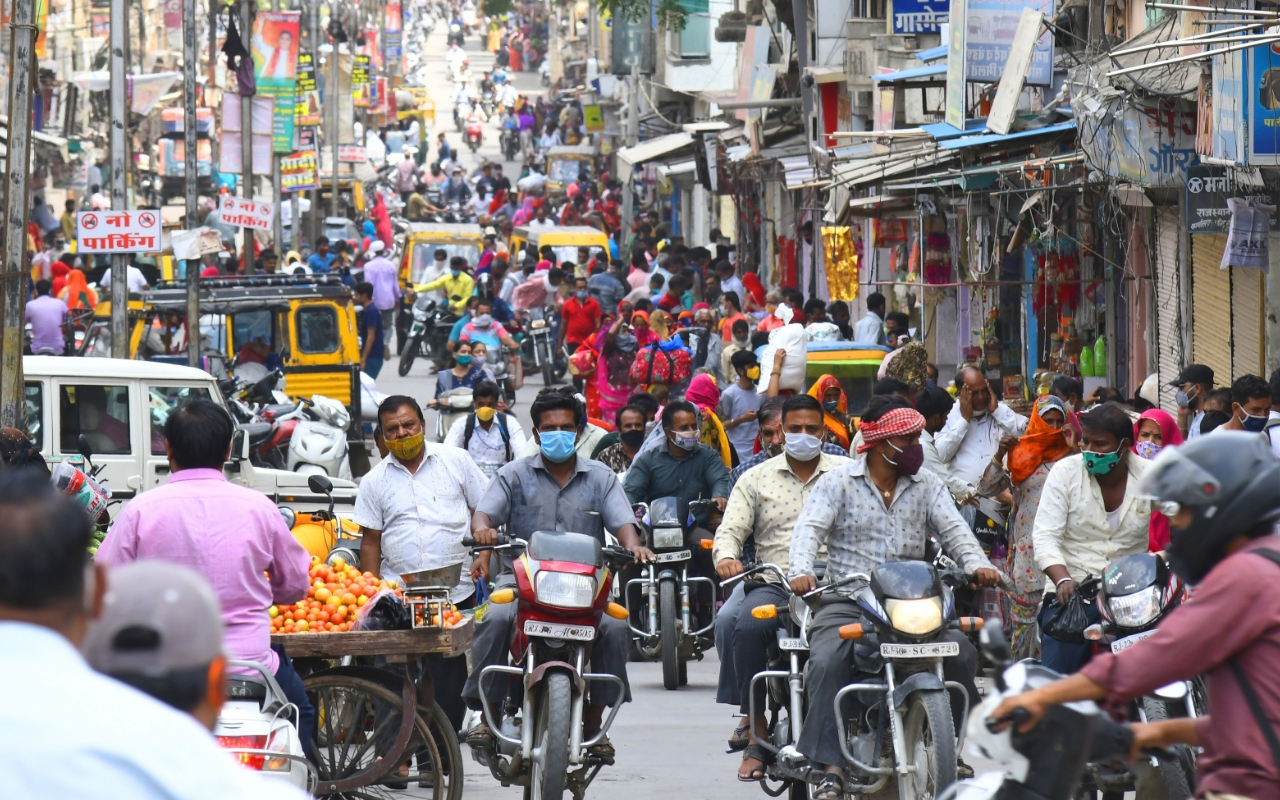 インドの街並み雑踏の画像