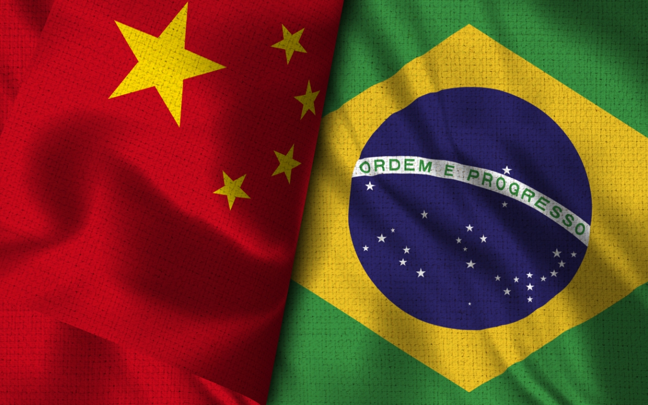 中国とブラジル国旗の画像