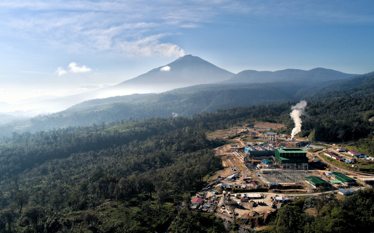 ムアララボー地熱発電所(写真提供:PT Supreme Energy Muara Laboh)の画像
